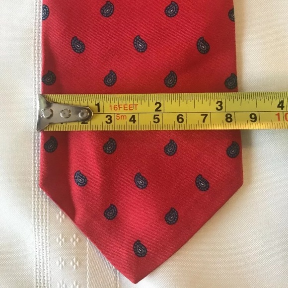 Brooks Brothers Makers Red Paisley Tie 100% silk - Picture 4 of 7
